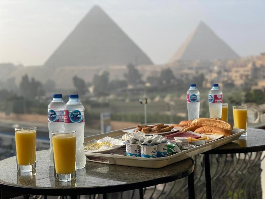 Unique Pyramids Boutique Inn Kafret el-Gabal Exterior foto