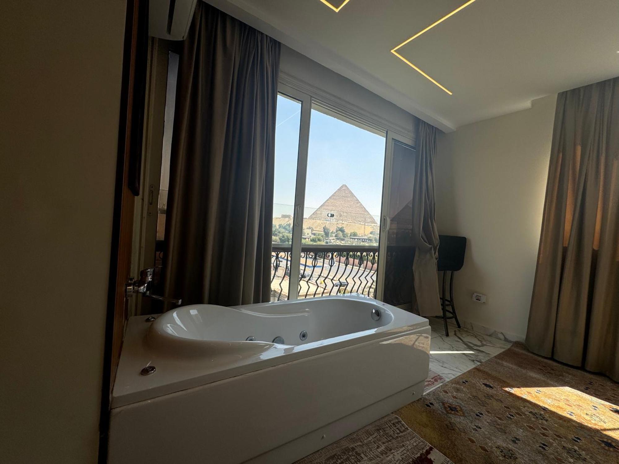 Unique Pyramids Boutique Inn Kafret el-Gabal Exterior foto